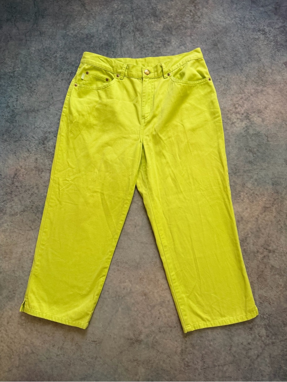 Women’s Bright Yellow Cropped Capri Pants